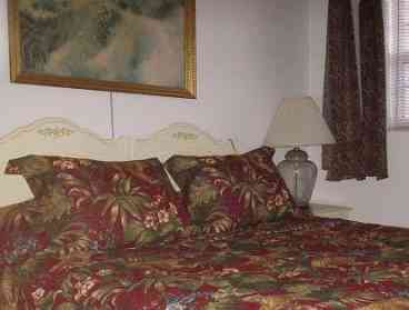 Queen Bedroom