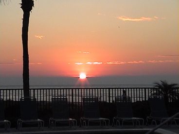Sunrise at the pool