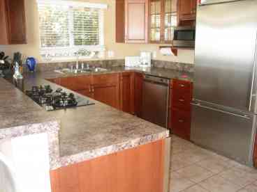 Roomy kitchen and dining room makes a great place to gather with friends and family!