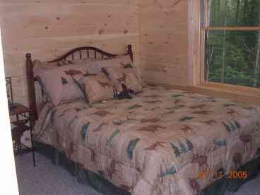 Queen Bedroom - Guest room
