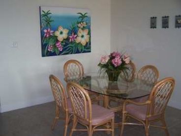 Immaculate Home- August 3- 8th Rent 4 nights and get 5th free