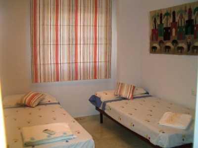 �rd Bedroom Twin