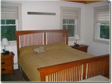 King size bed, cable TV, internet connection, propane fireplace, private bathroom, walkout sunporch