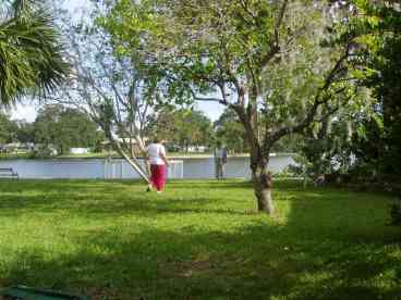  For Breakfeast just go out and Pick oranges and grapfruit right in your back yard 