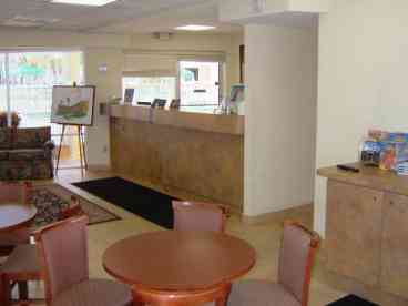 Pelican Pointe Suites