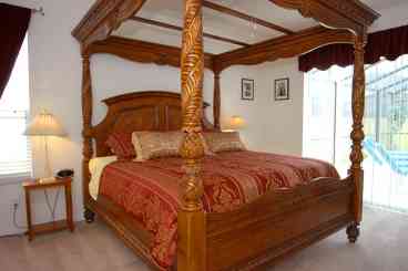 The Hollywood Suite