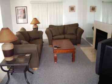 Example of a 2 bed/2 bath