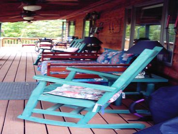 Relax on the deck with magnificent views and the soothing sound of the creek.