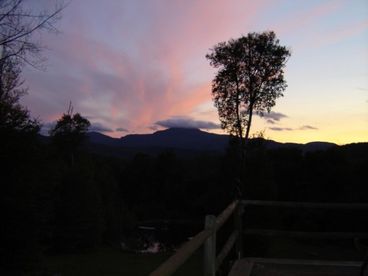 CAMELS HUMP LOG CABIN 