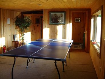 CAMELS HUMP LOG CABIN 