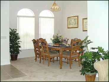 Dining area 1