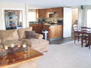 Finley main livingroom and kitchen