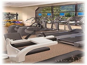 Resort at Squaw Creek  Fireplace Suite & Queen Room Golf/Fitness/Pools/Spas     