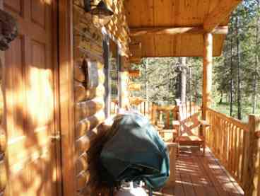 Log Cabin Lodging Whitefish, Montana