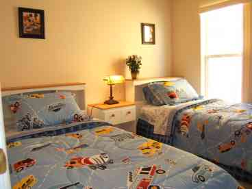 Twin Bedroom