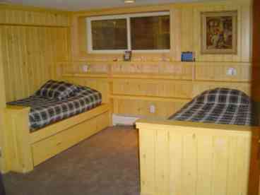 GUEST BEDROOM - UNIT C