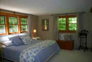 KING BEDROOM