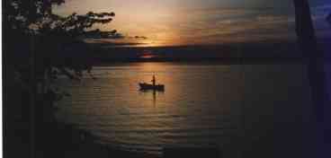 Cottage Directly on Lake Champlain- The Maples