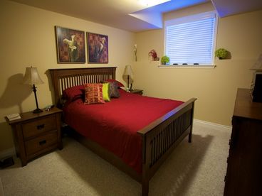 Bedroom with Queen Bed