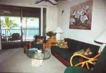 Living Room, 4th floor