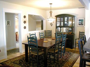 Dining room, kitchen and living room are open - great for socializing!
