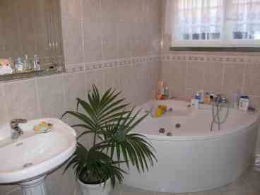 Jacuzzi bathroom