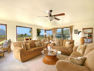 Spacious living room