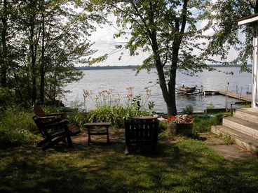 Cottage Directly on Lake Champlain- The Pines