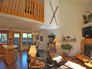 to Kitchen from Living