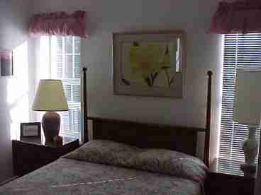Queen bedroom