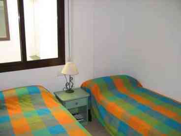 Twin bedroom