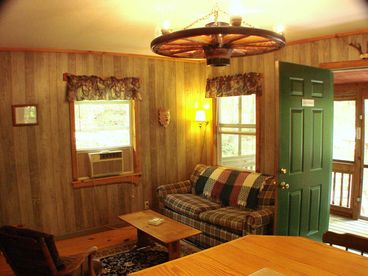 Woodspirit\'s Retreat, a 1BR cabin.