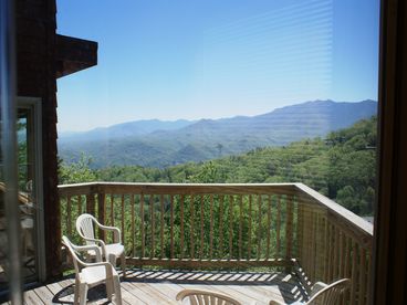Wonderful views of famous Mount LeConte