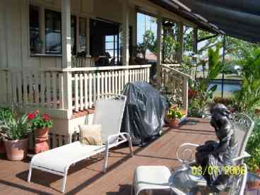 Garden Deck & Garden Area