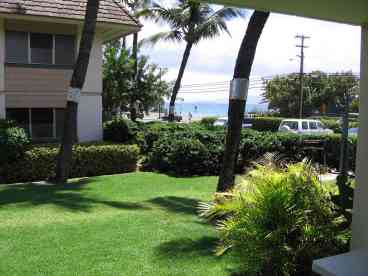 View over Kama'ole Beach II from our Lanai