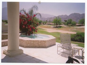 La Quinta mountain views from every location.