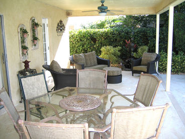 Seating for 10, plus comfy rattan patio seating