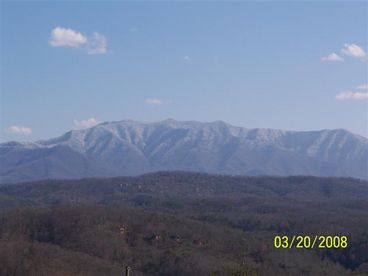 Fantastic view of Mt. LeConte from our screened deck.