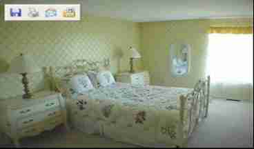 Queen Bedroom
