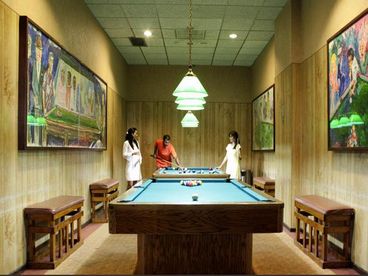 ESJ Towers-Condos with Hotel Amenities-5 Stars Location