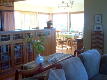 Vacation Beach House Rental :Families, Retreats - Amazing Ocean Views Sleeps 12