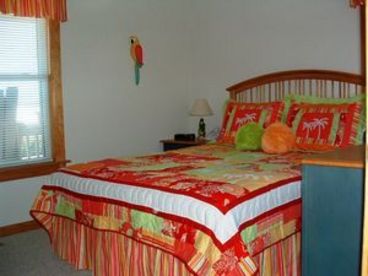Queen Bedroom