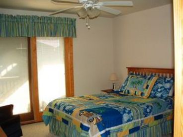 Queen Bedroom