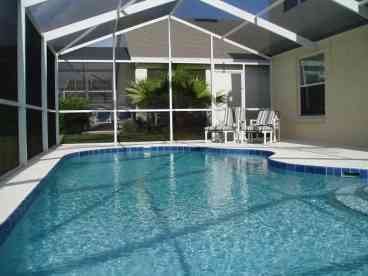 Pool, lanai enclosed