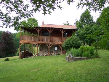 Private and secluded! Our cabin is located on 5 acres and borders Rich Mountain Battlefield Foundation properties.