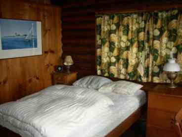 Linekin Log Cabin