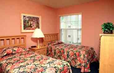 Bedroom with Two Twin beds.