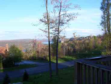 Beautiful Chalet - Great Views Ski In Ski Out  Fall and Snow Coming 