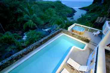 View Fom the Ocean Suite lanai at Turtle Cove Suites