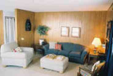 One living/sitting area